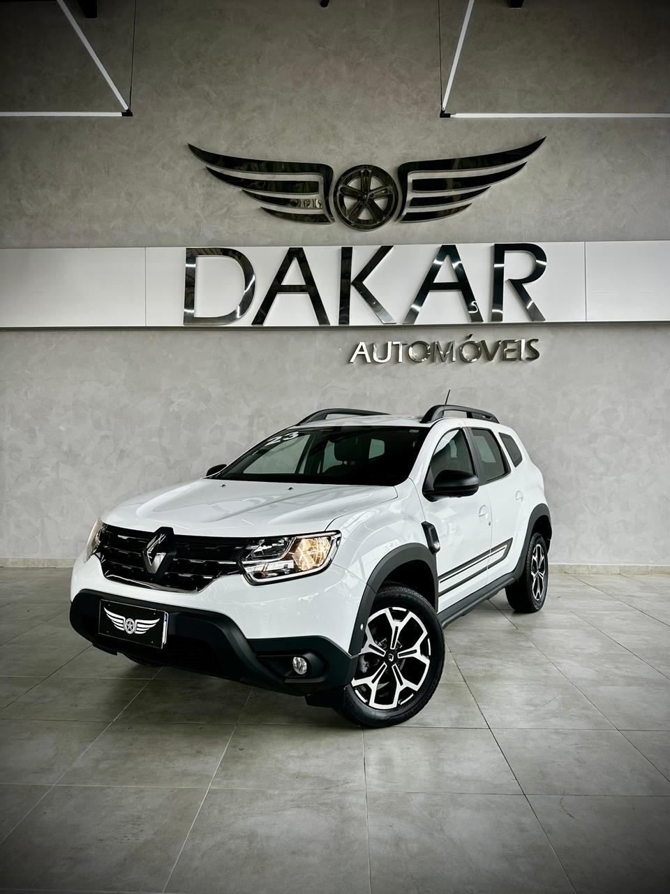 DUSTER ICONIC 1.6 2023