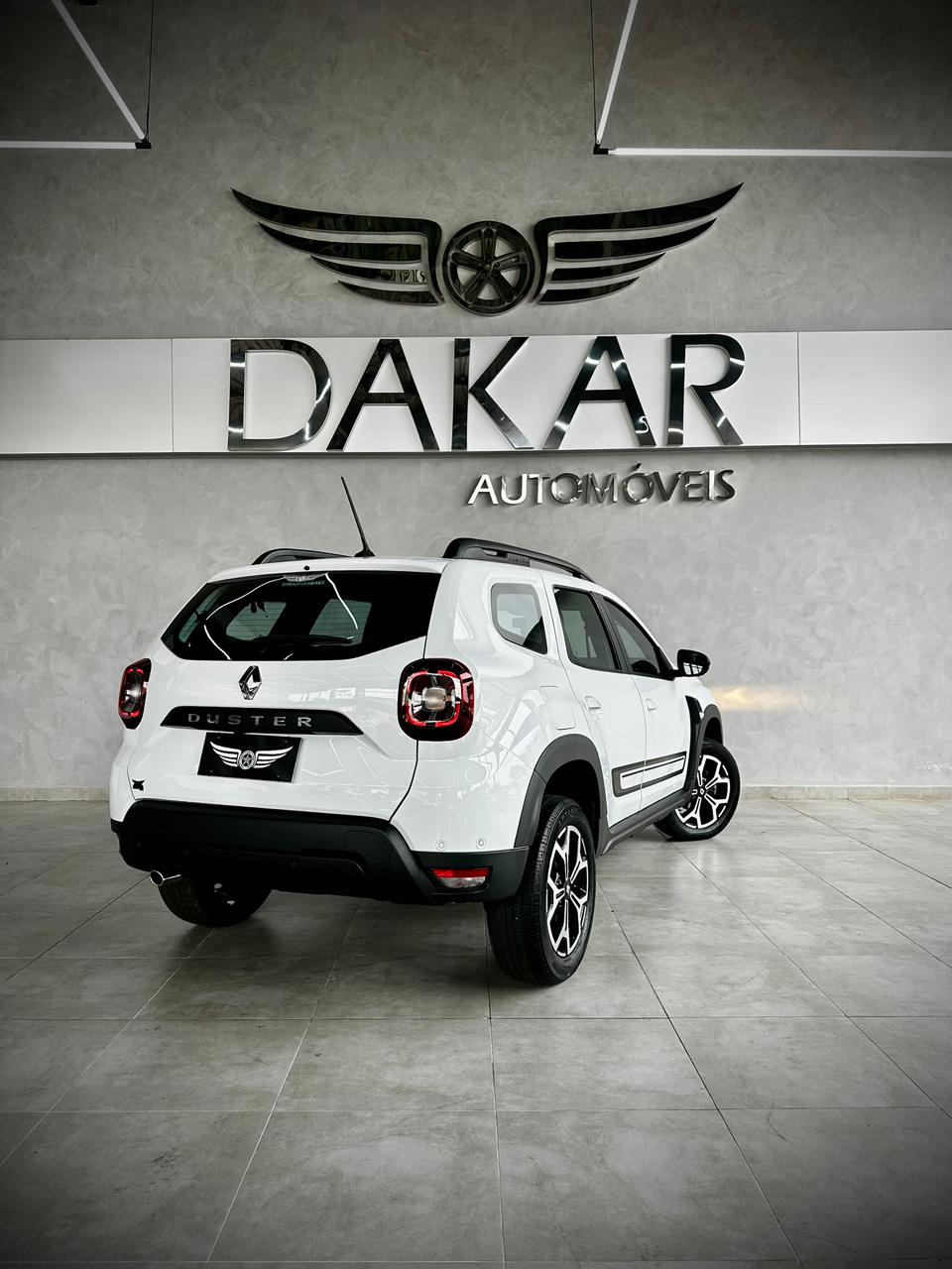 DUSTER ICONIC 1.6 2023