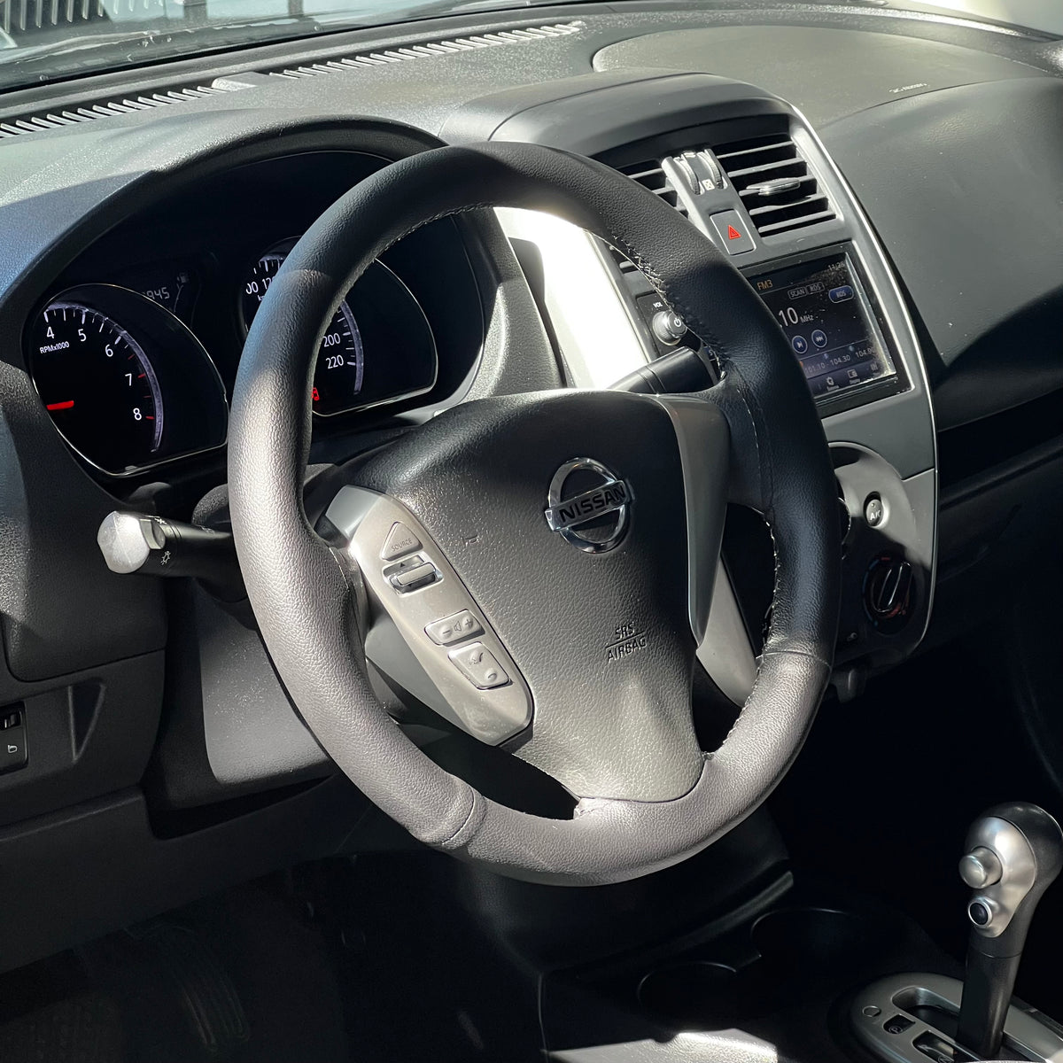 NISSAN VERSA 1.6 SL 2020