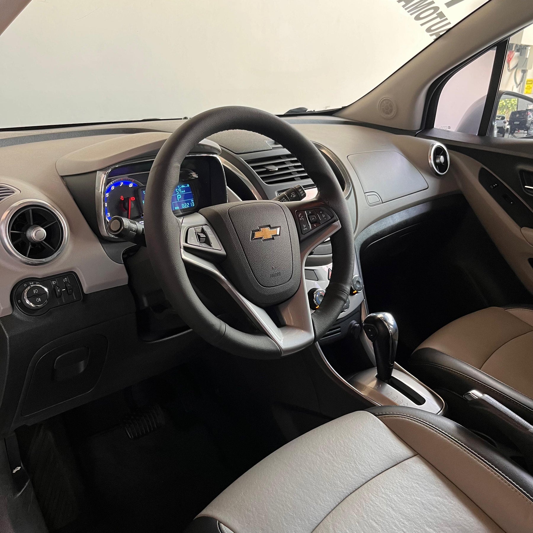 CHEVROLET TRACKER LTZ 1.8 2016 Com Teto Solar