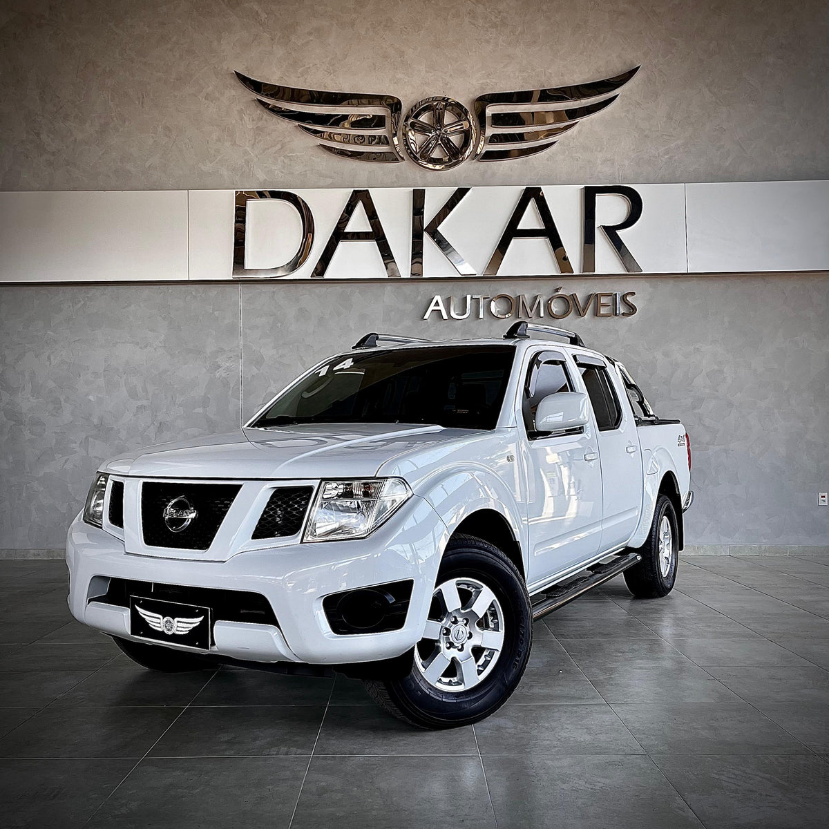NISSAN FRONTIER S 2.5 2014