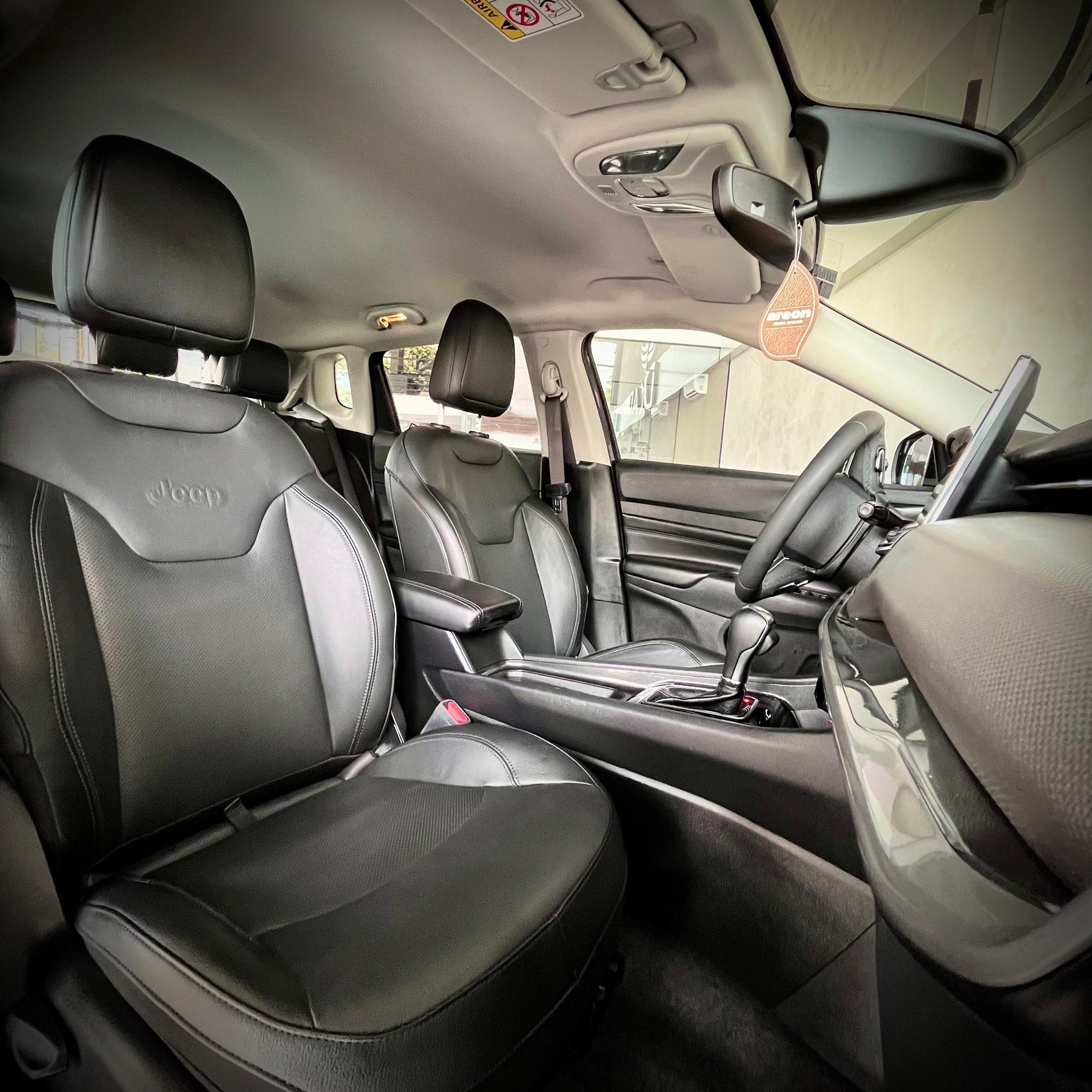 COMPASS LGTD 1.3 2022 COR CINZA