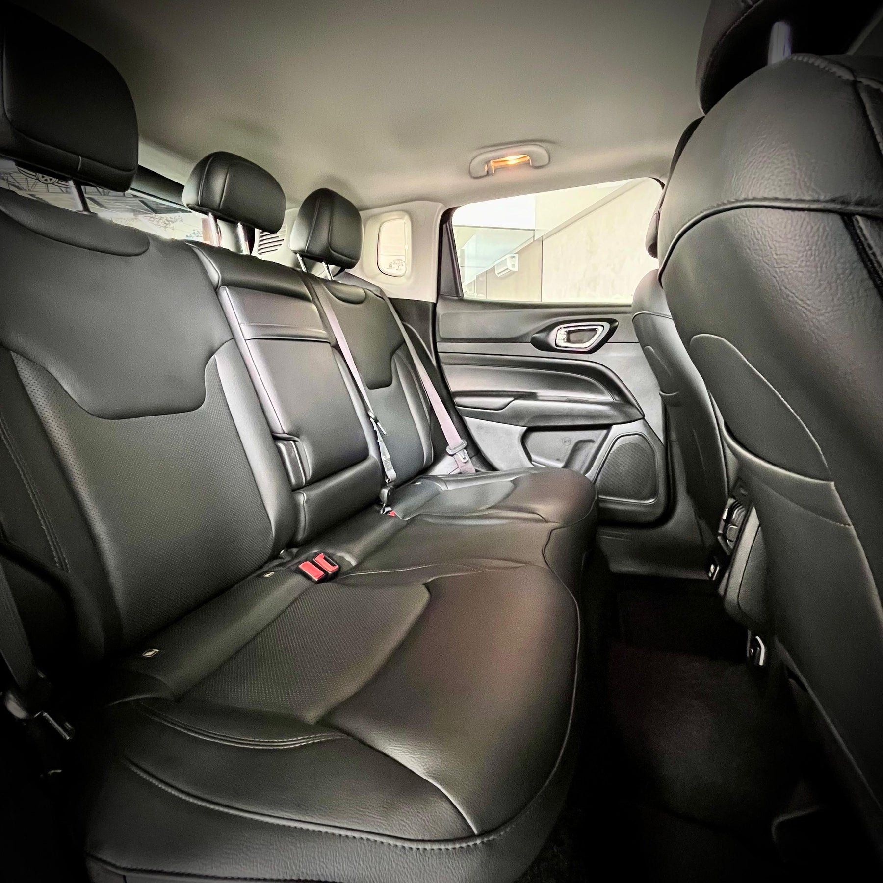 COMPASS LGTD 1.3 2022 COR CINZA