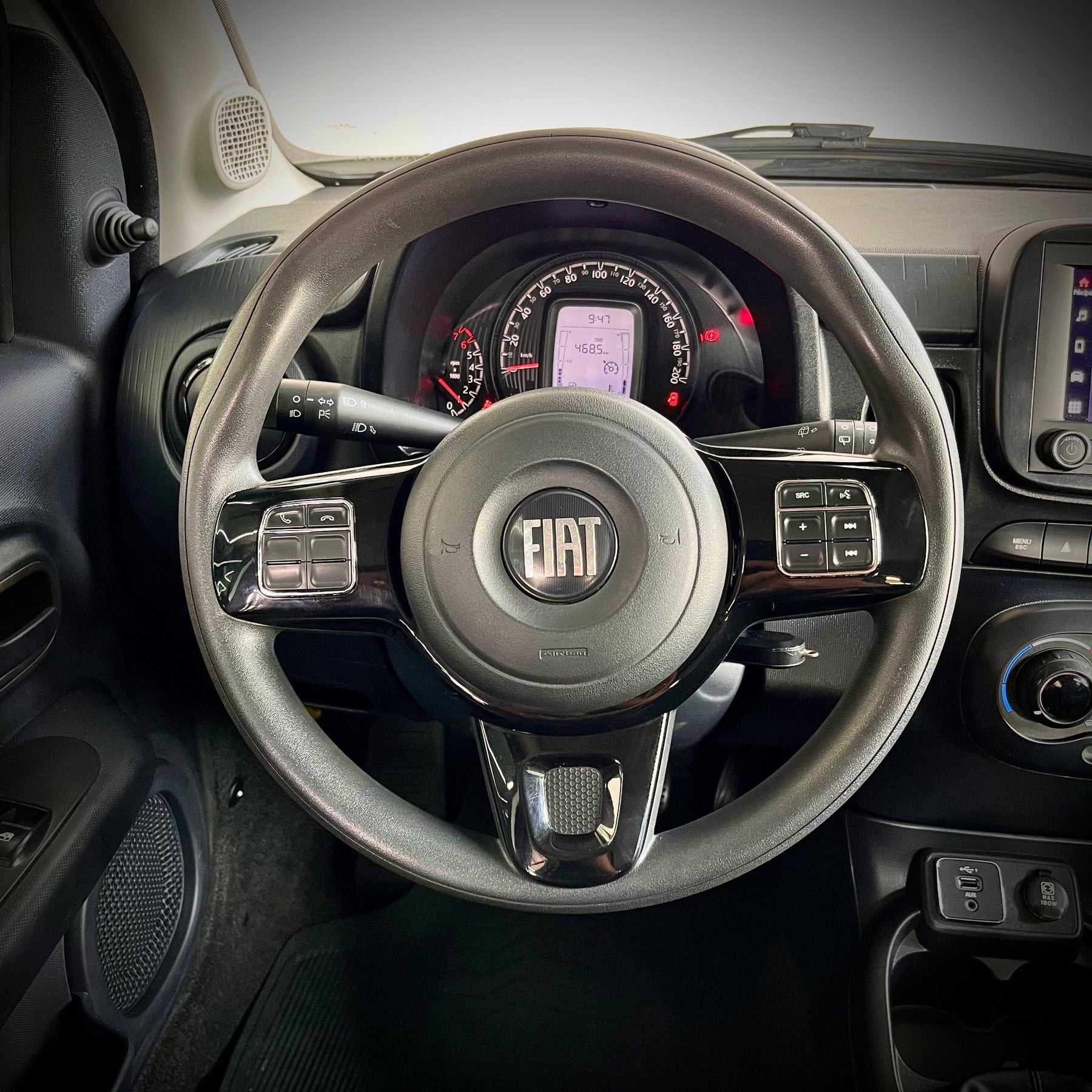 MOBI TREKKING 1.0 2024 COR BRANCA