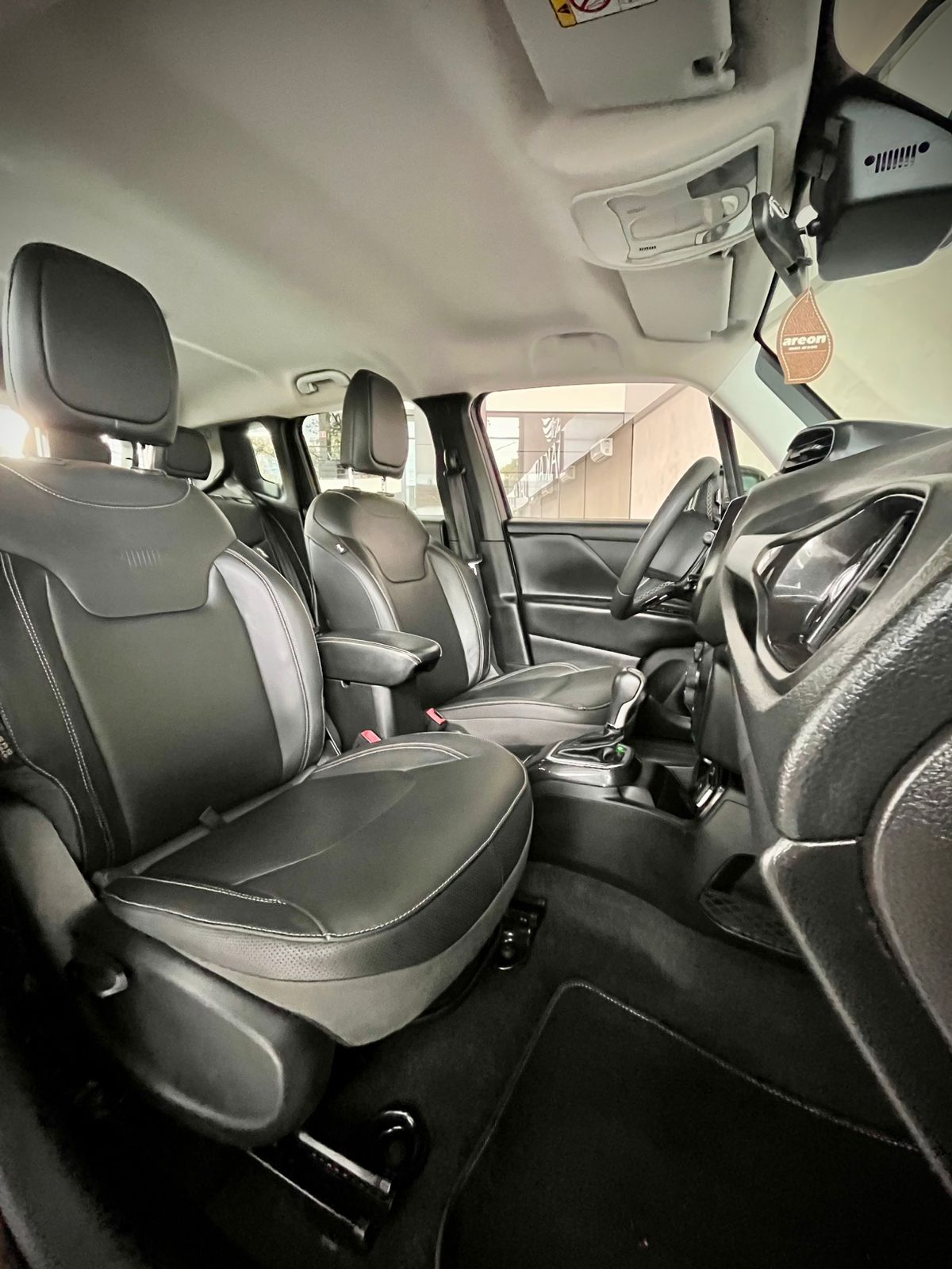 JEEP RENEGADE 1.3 LONGITUDE 2023